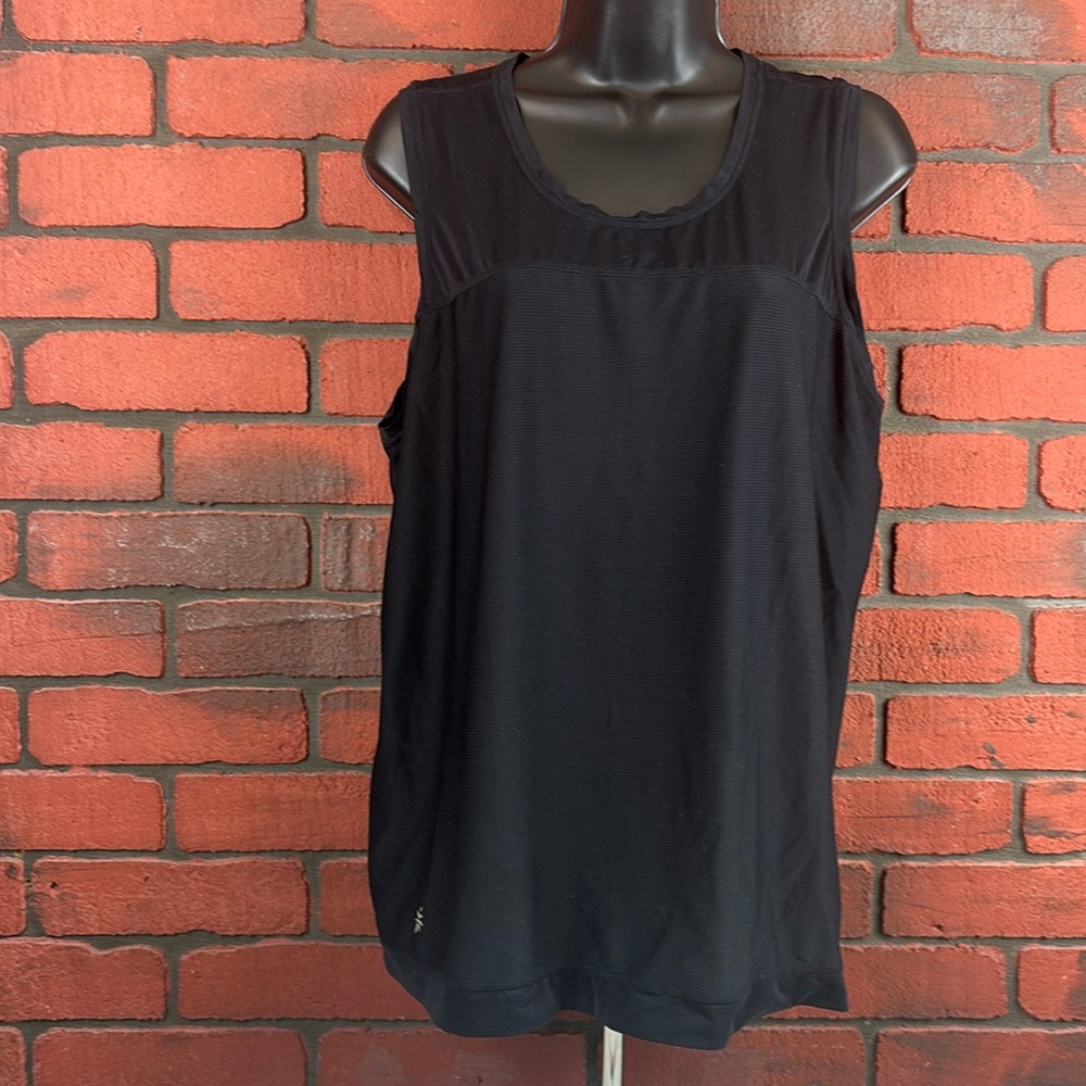 Athleta Tank Top Woman‎ Large